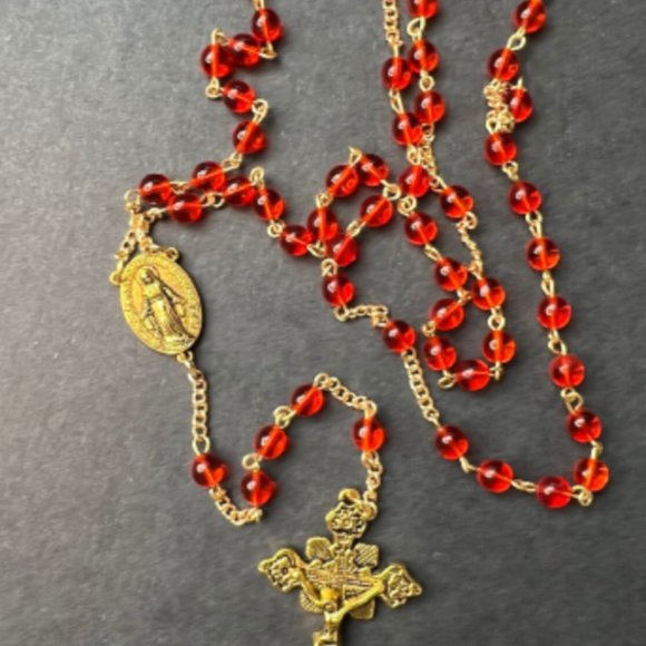 Handmade Transparent Red Circle Bead - Picture 2 of 4